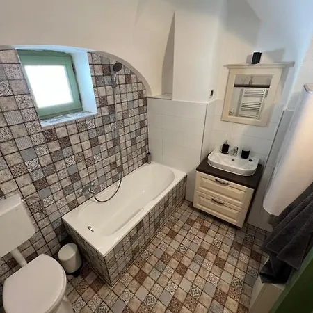 Apartamento Várlak *