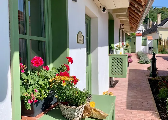 Varlak Vendeghaz Apartmán